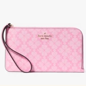 💕SPOTLIGHT💕NWOT Kate Spade Lucy Spade Flower Medium L-Zip Wristlet